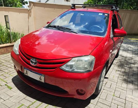 TOYOTA ETIOS 1.3 X 16V FLEX 4P MANUAL TOYOTA ETIOS 1.3 X 16V FLEX 4P MANUAL